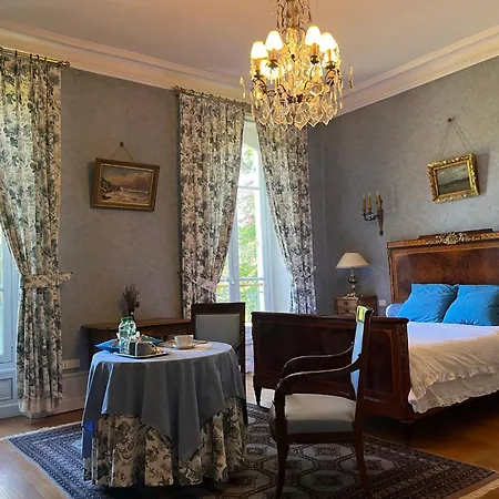 Demeure Des Payratons Bed & Breakfast *