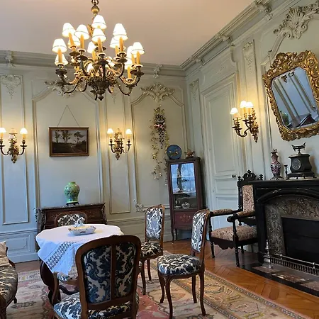 Demeure Des Payratons Bed & Breakfast *